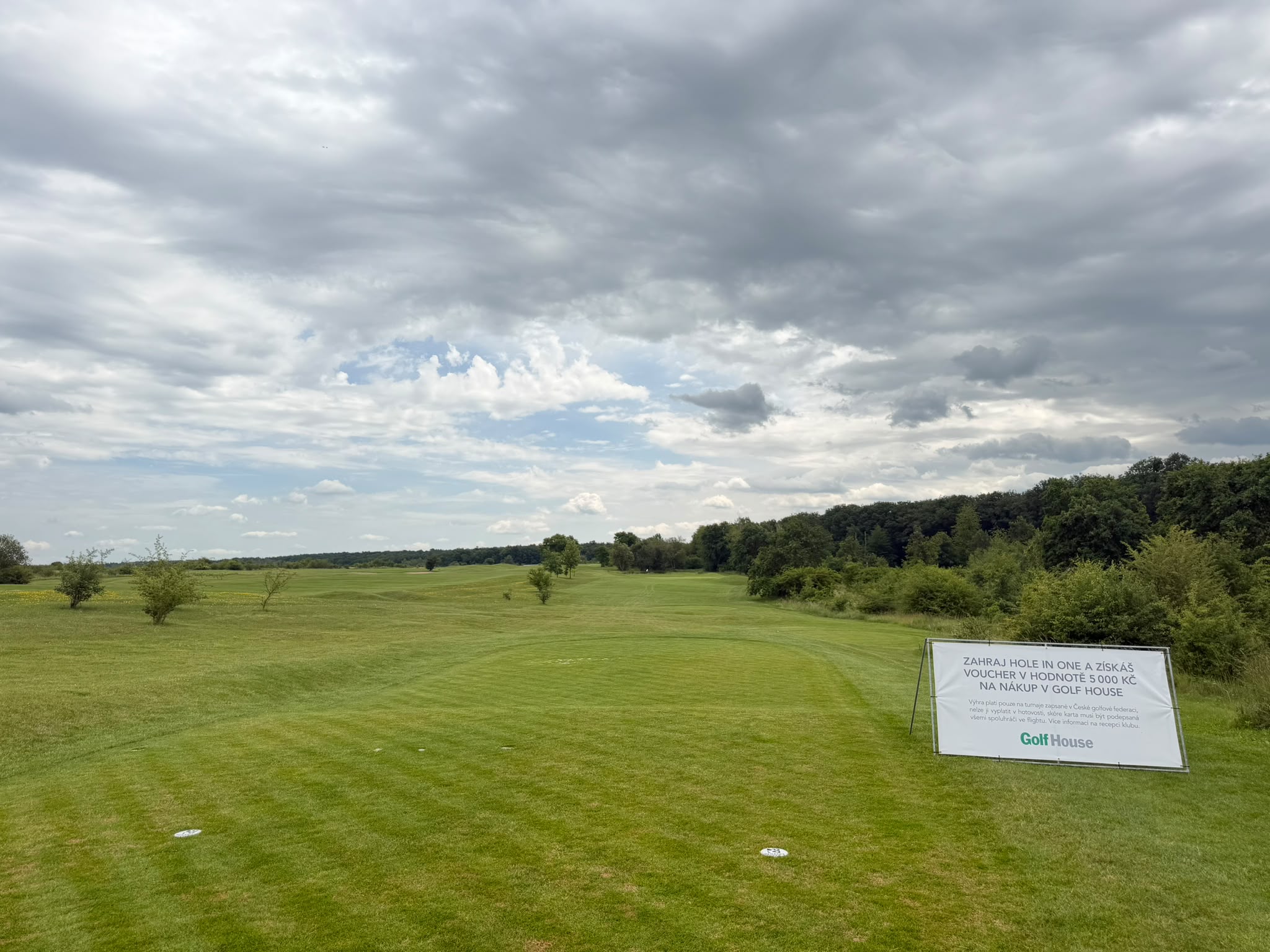 Zahrajte HOLE IN ONE a vyrazte na nákupy do Golfhouse! 